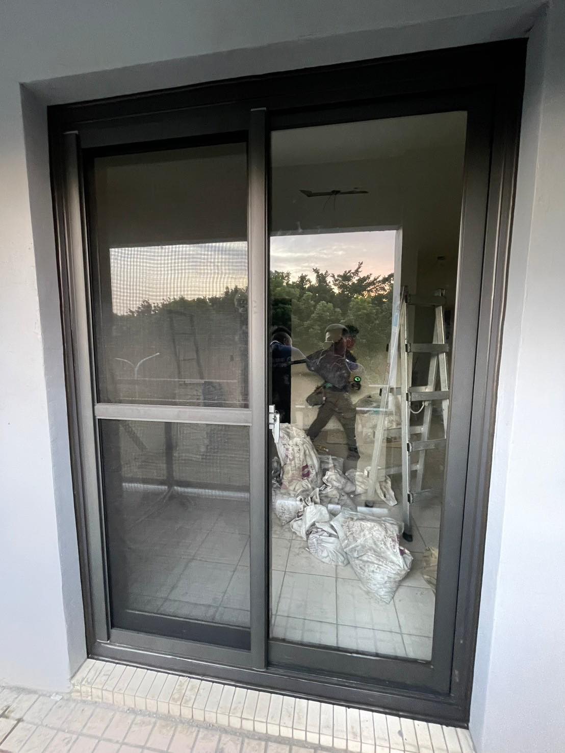 台南鋁門窗包框施工